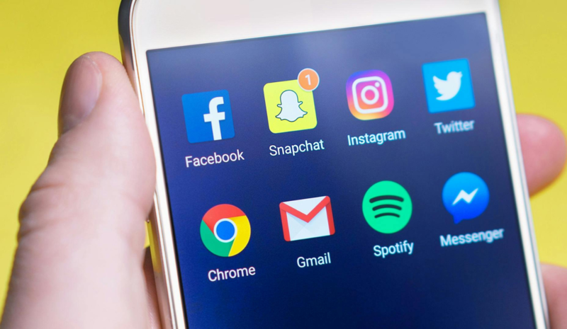 Aktyvus dėstytojas socialiniuose tinkluose – būtinybė ar pasirinkimas?